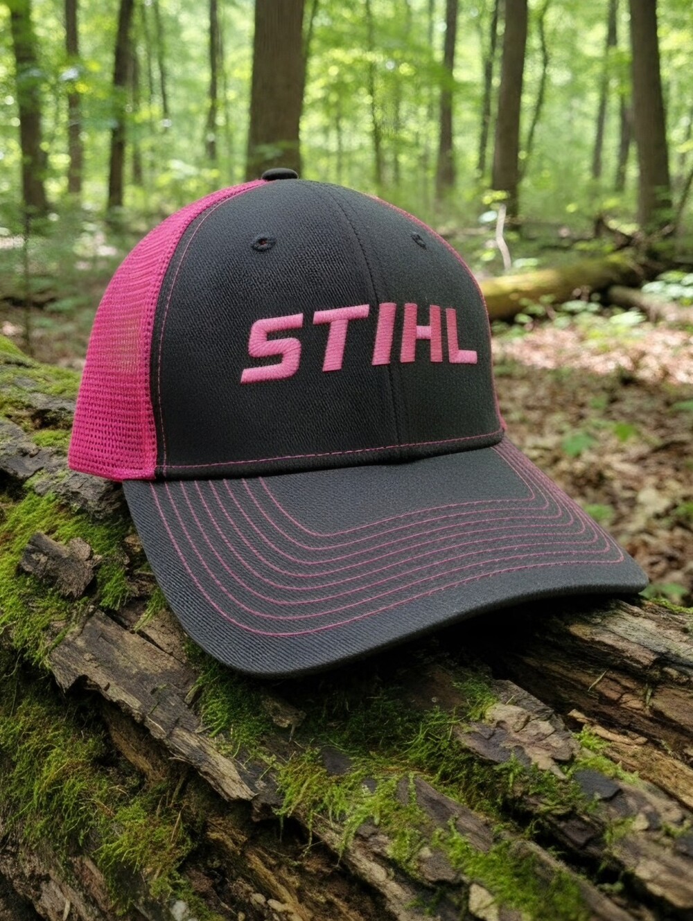 Stilhl Womens Pink/Gray Snapback Mesh Ballcap. (NWT)